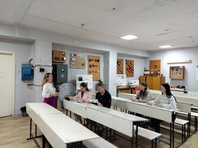 Классный час Серьезный разговор, приуроченный к Всемирному дню борьбы со СПИДом