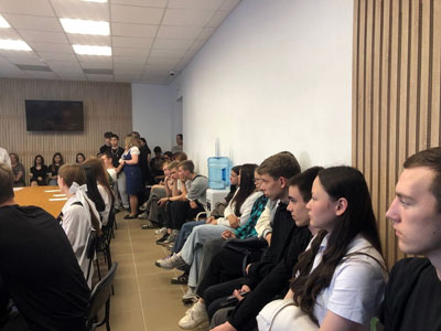 Студенты приняли участие в ярмарке вакансий Лето в дело