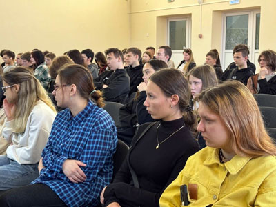 Учебная неделя началась