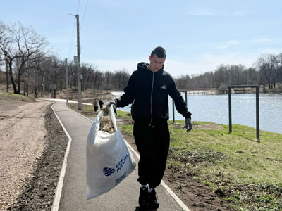 Группа 1ГС-25 присоединились к городскому молодежному субботнику