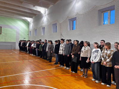 Торжественная церемония поднятия Государственных флагов