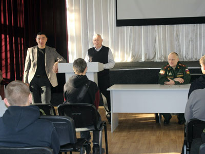 Встреча с военкомом города