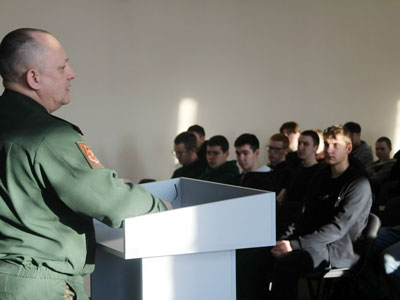 Встреча с военкомом города