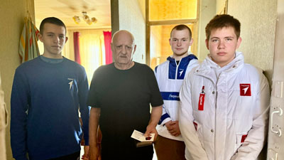 Вручили ветеранам памятные медали