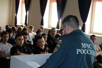 Встреча студентов с начальником караула 46 ПСЧ