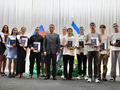 Выпускники получили дипломы о среднем профессиональном образовании